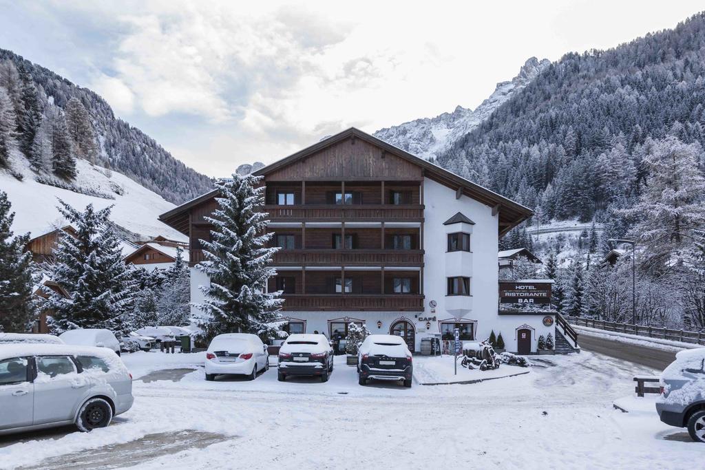 Hotel Casa Alpina - Alpin Haus Selva di Val Gardena Luaran gambar
