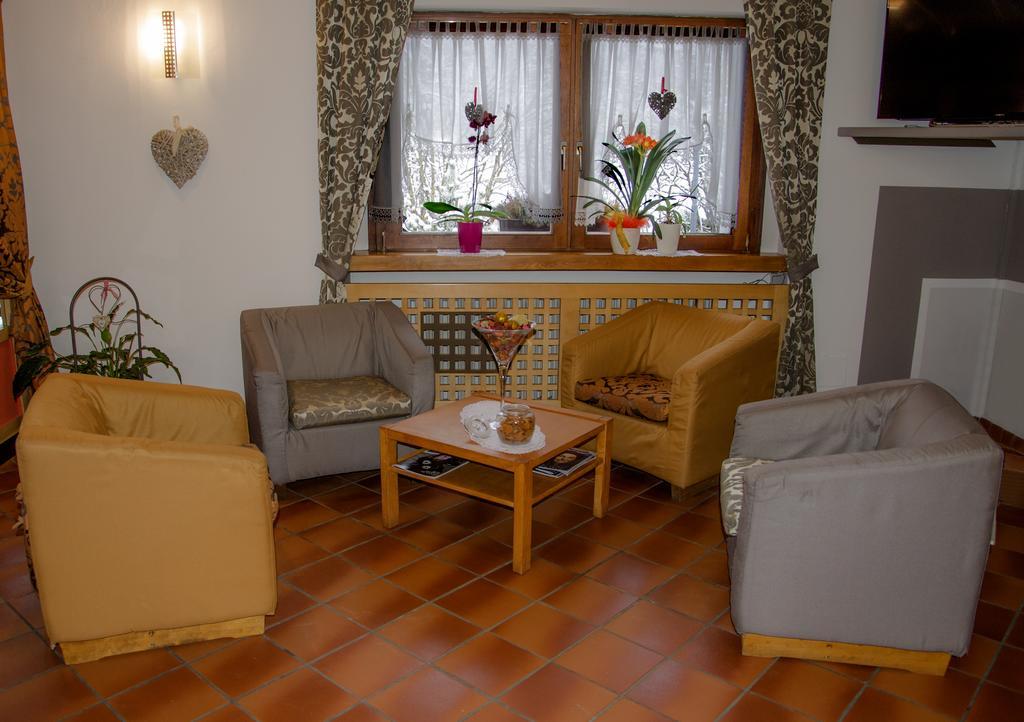 Hotel Casa Alpina - Alpin Haus Selva di Val Gardena Luaran gambar